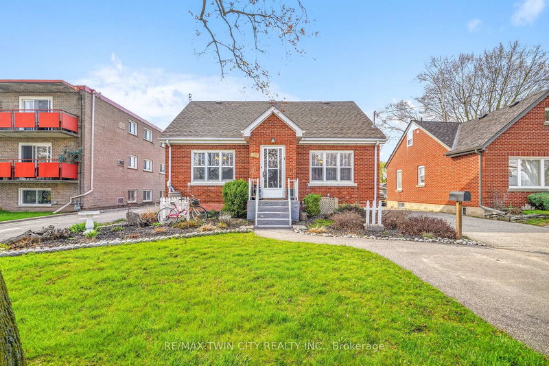 32 Fulton St, Brantford, N3R 4E5 | Image 3