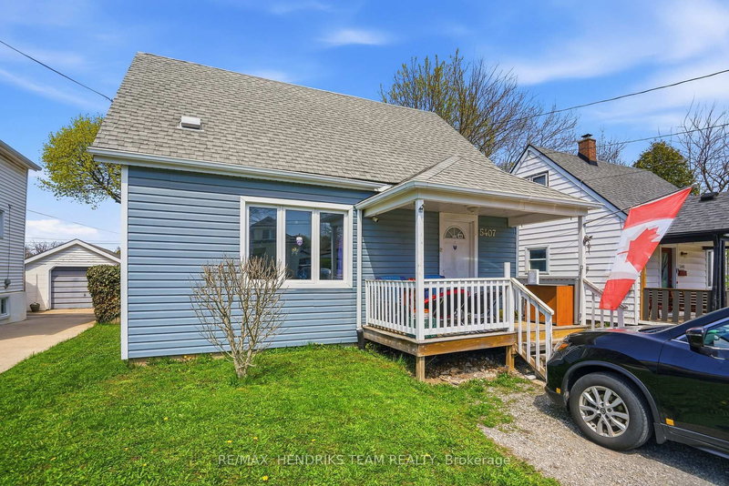 5407 Menzie St, Niagara Falls, L2E 2V7 | Image 2