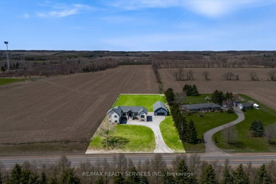 9522 Wellington 22 Road — photo 2