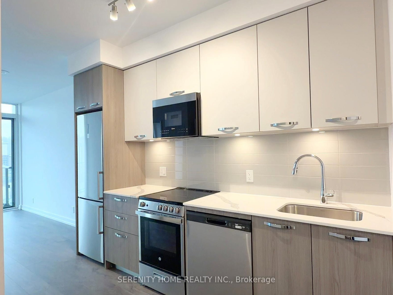 75 James Street S, Unit 1223 - Photo 20