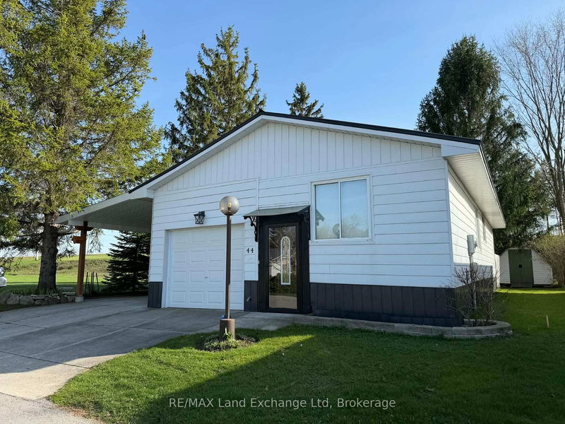 44 Briarwood Cres, North Huron, N0G 2W0 | Image 2