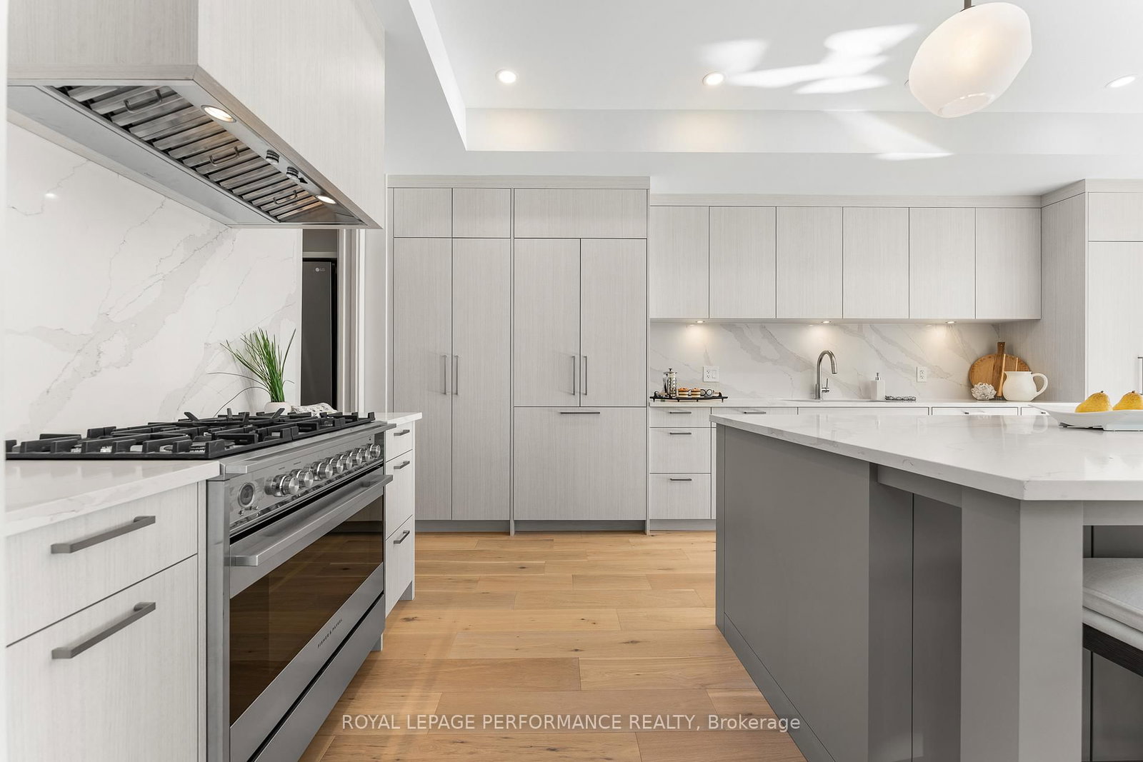 426 Avondale Avenue - Photo 15