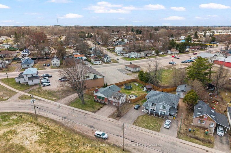 184 Riverside Dr, Pembroke, K8A 5K9 | Image 2