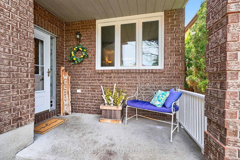 23 Inwood Dr, Kanata, K2M 1Z6 | Image 2