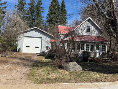 135 Huston St | Burk's Falls | Image