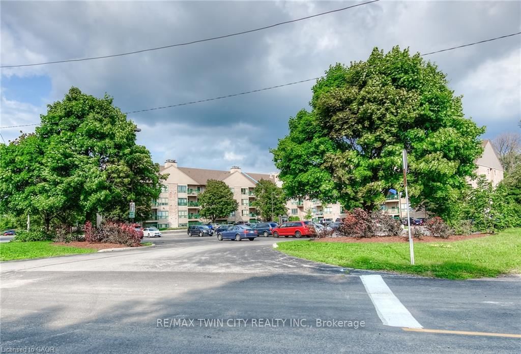 15 Hofstetter Avenue, Unit 318 - Photo 18