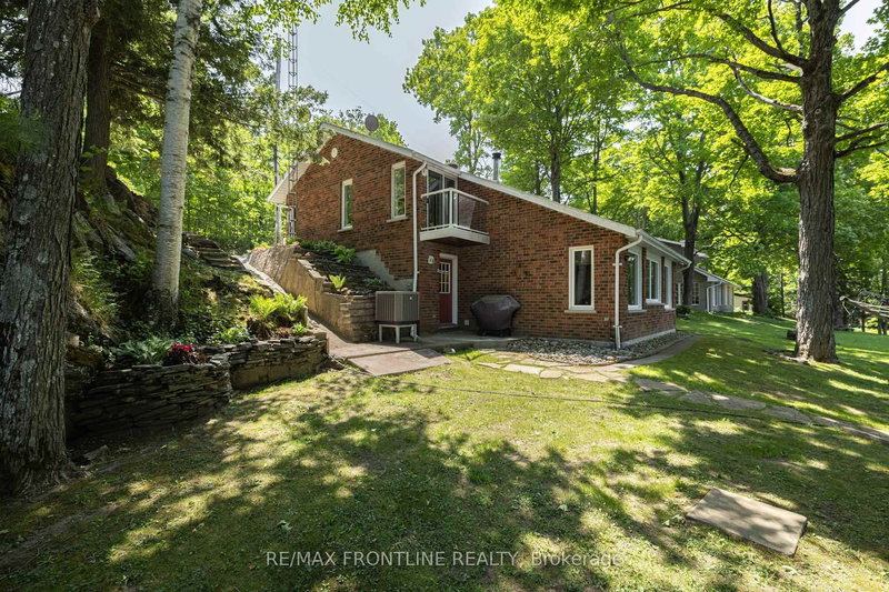 1047 Country Lane, Frontenac, K0H 2P2 | Image 2