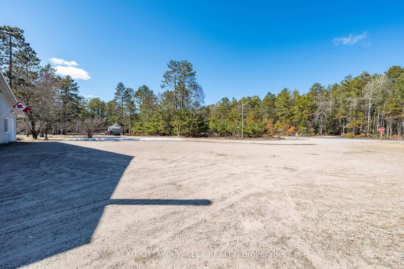 35707 Highway 17 Highway, Ottawa, K7S 3G7 | Image 3