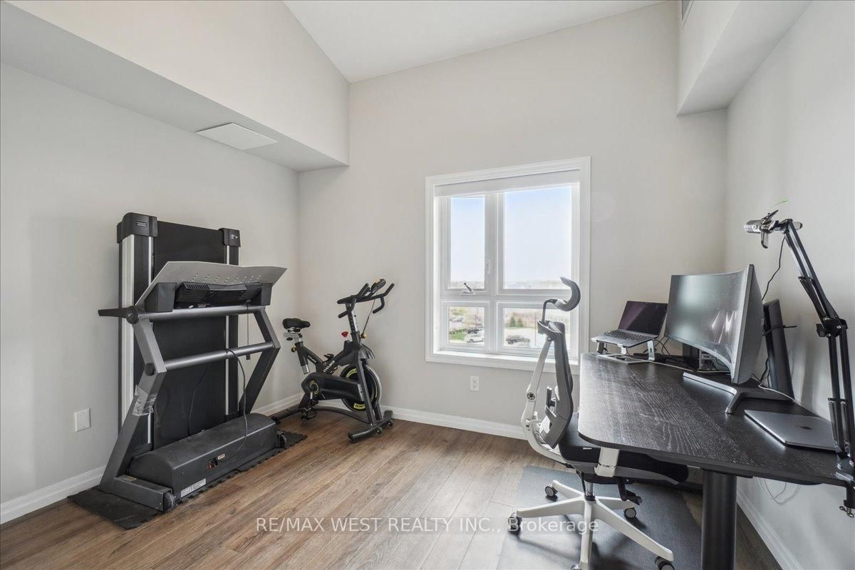 35 Kingsbury Square, Unit 413 - Photo 13