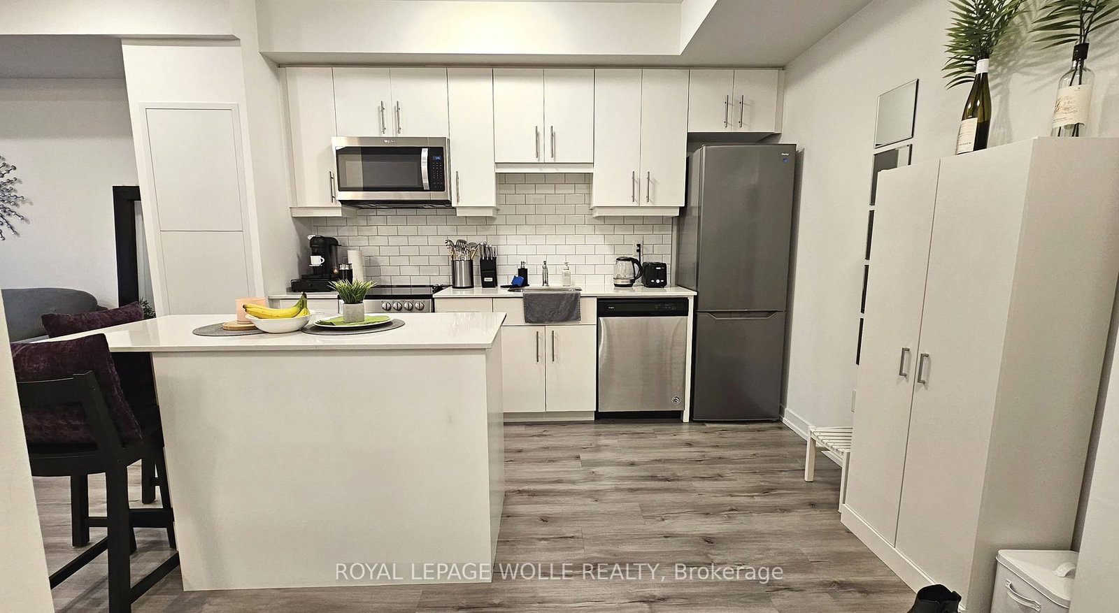 247 Northfield Drive E, Unit 507 - Photo 8