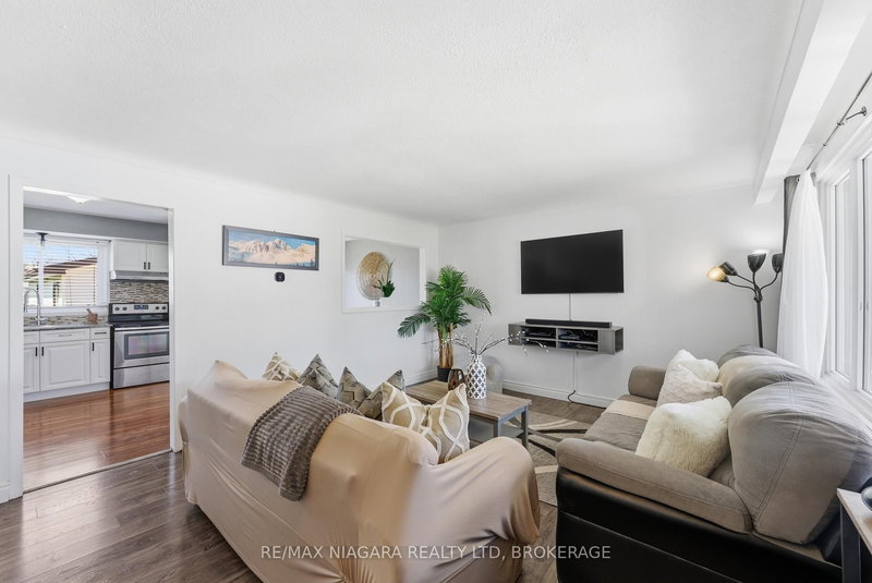 45 Meredith Dr, St. Catharines, L2M 6R5 | Image 3