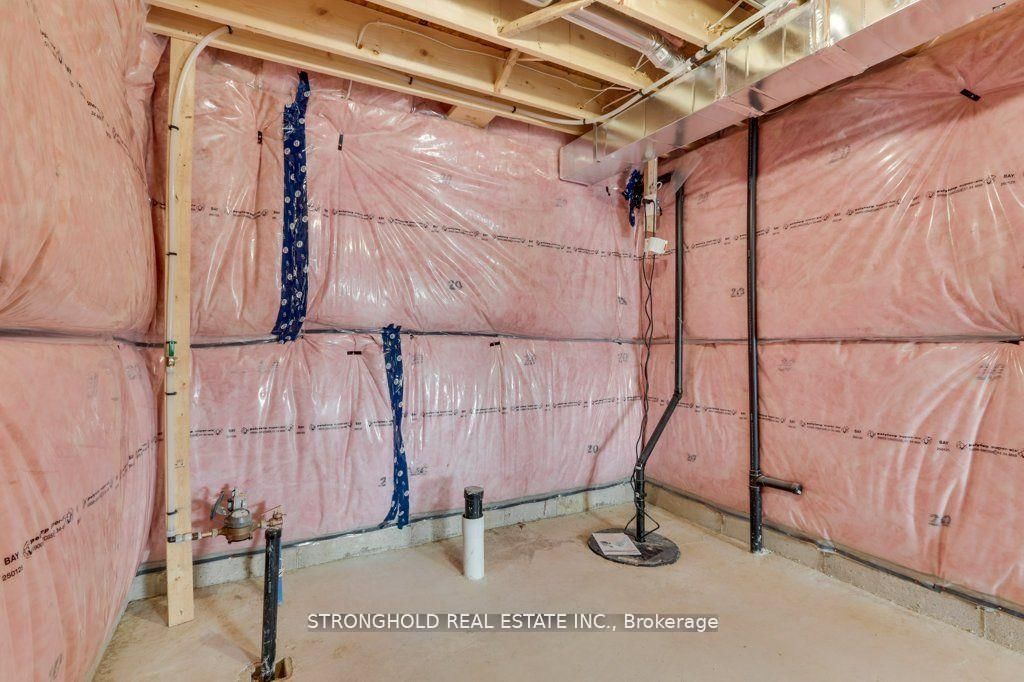 1776 Finley Crescent - Photo 36