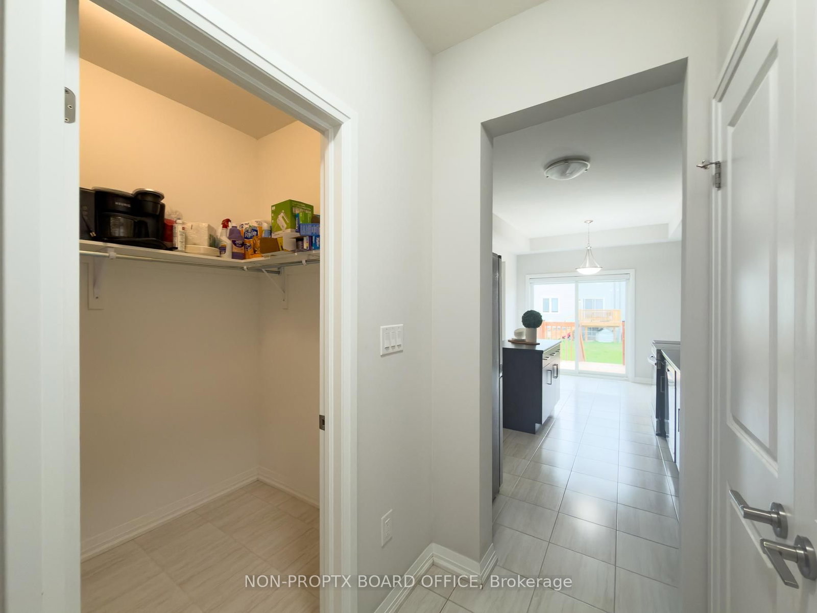 105 Alicia Crescent - Photo 21