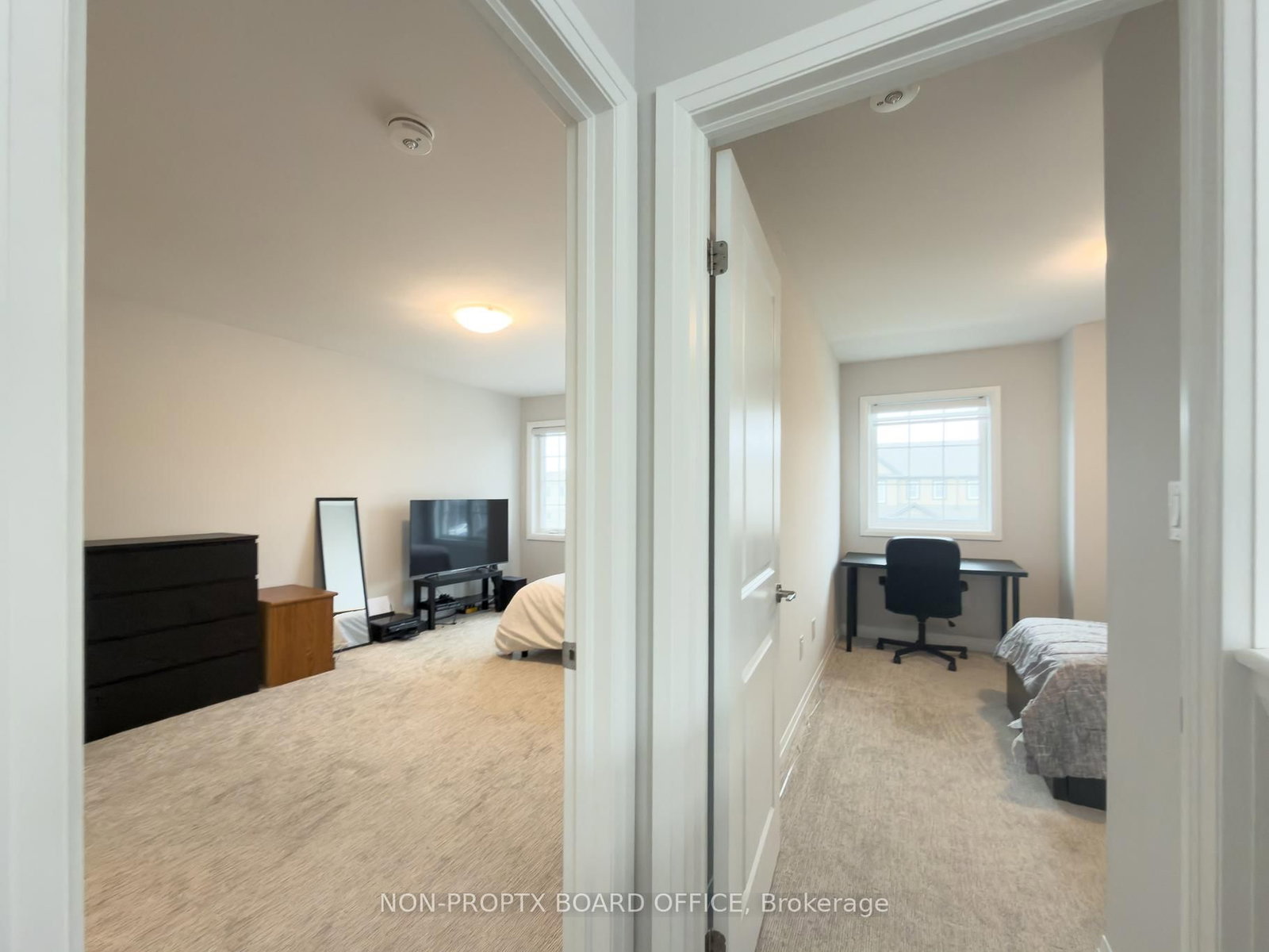 105 Alicia Crescent - Photo 25