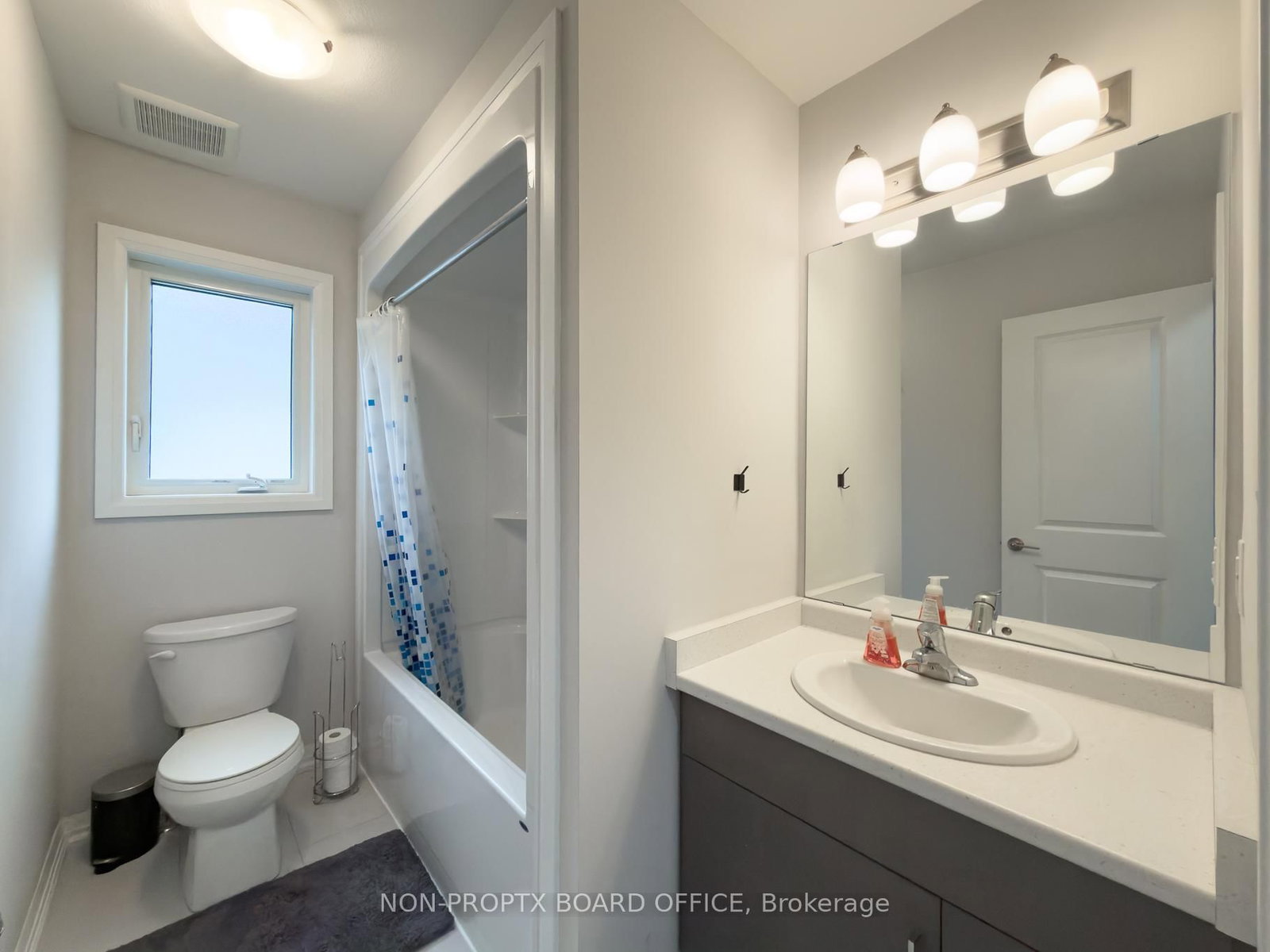 105 Alicia Crescent - Photo 31