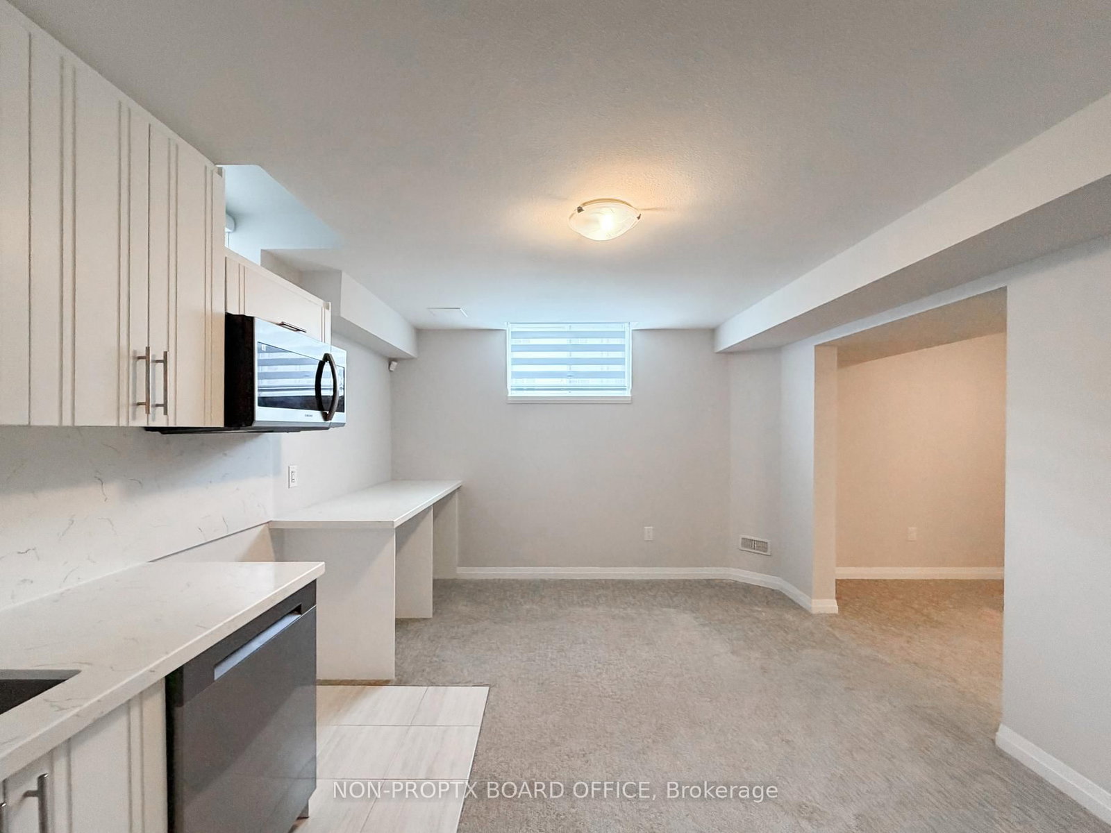 105 Alicia Crescent - Photo 37