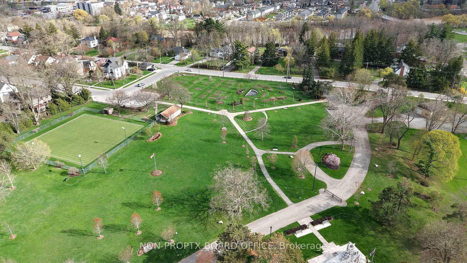 105 Alicia Crescent - Photo 48