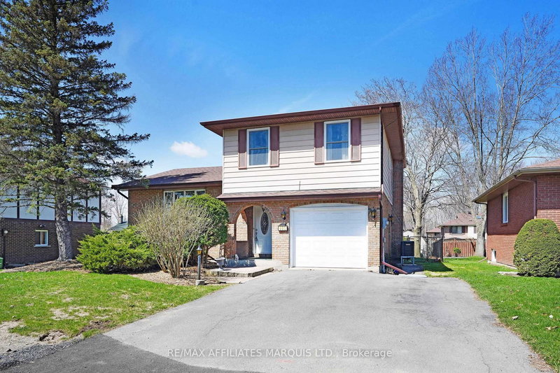 605 KIRKWOOD St, Cornwall, K6H 5Y9 | Image 3