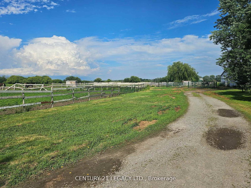 2569 BERTIE Rd, Fort Erie, L0S 1S0 | Image 3