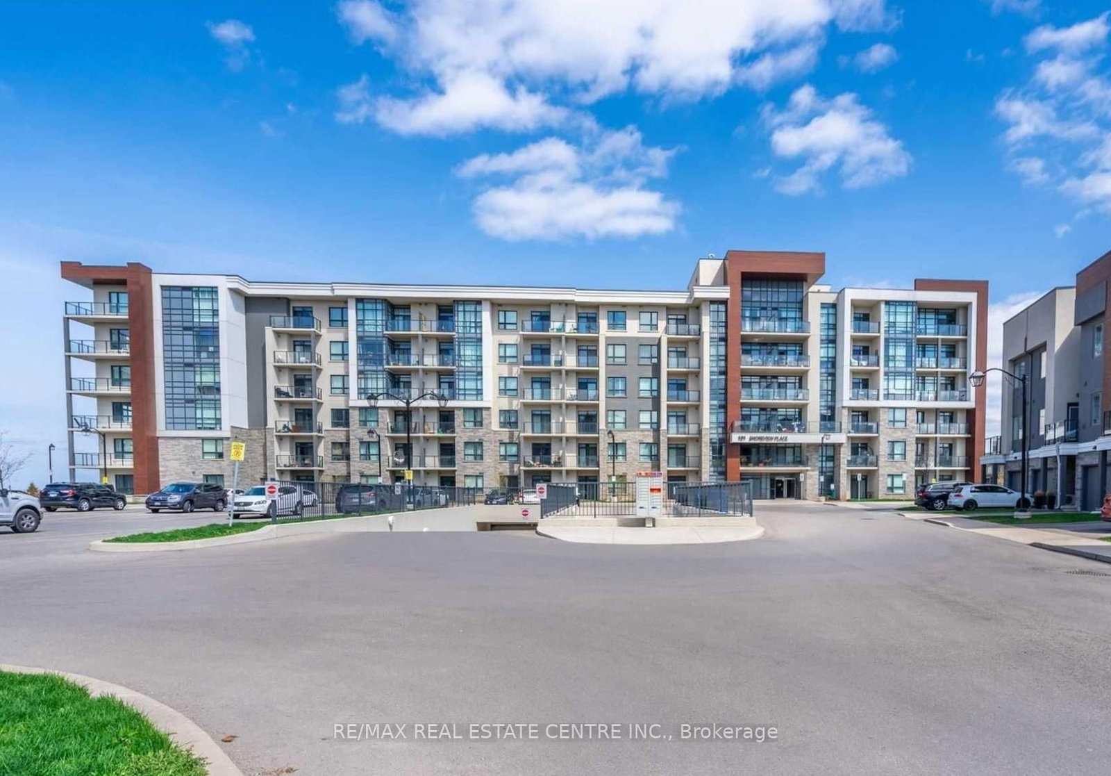101 Shoreview Place, Unit 332