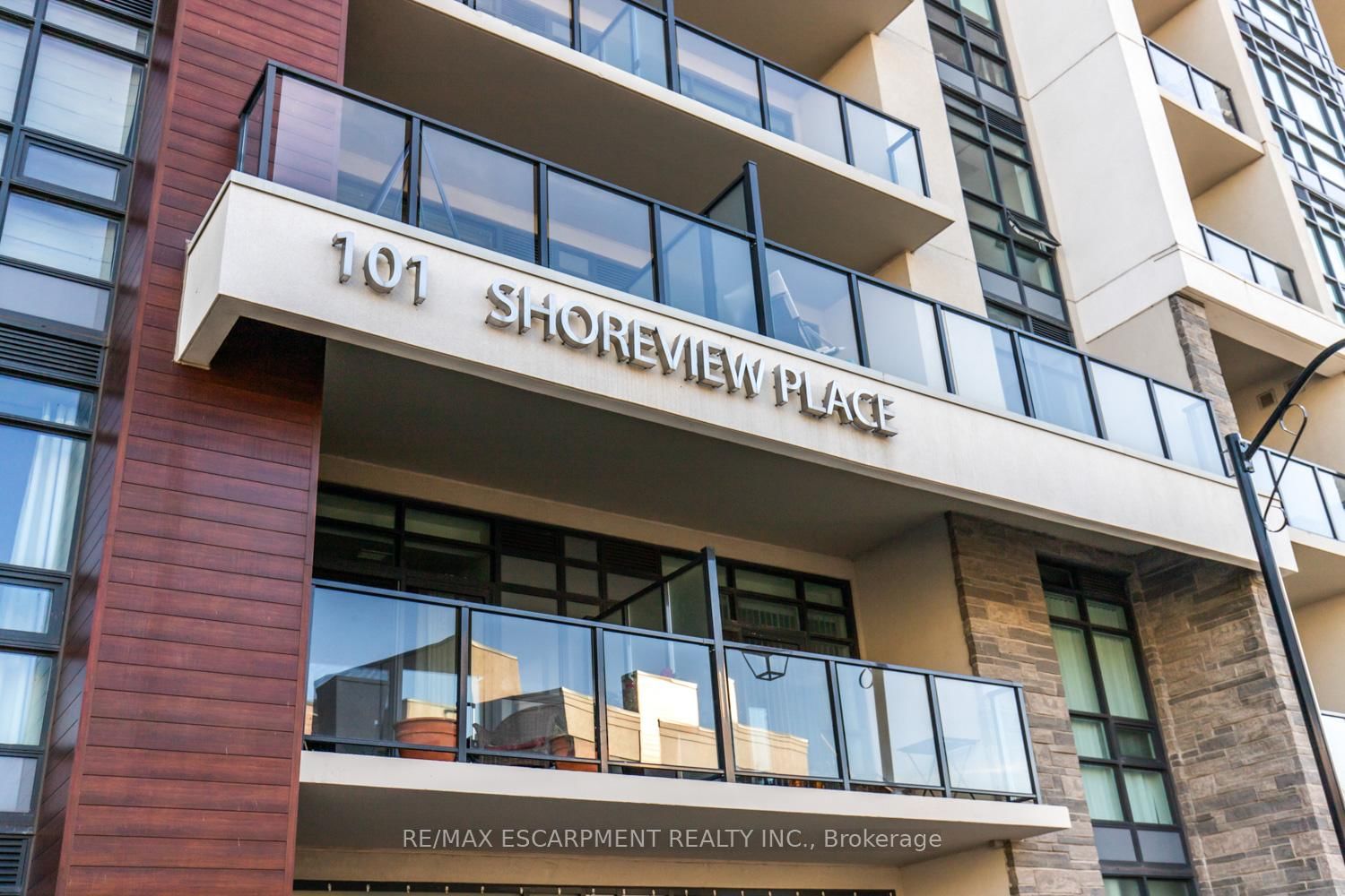 101 Shoreview Place, Unit 419 - Photo 2