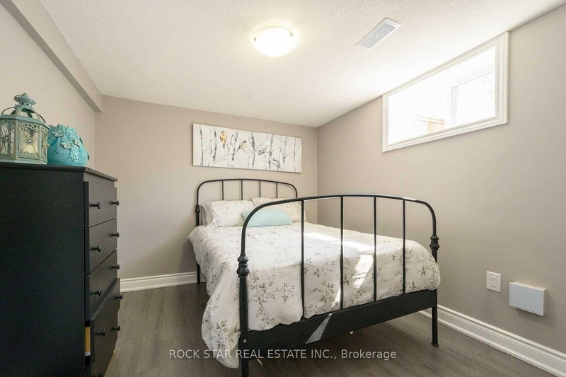 LOWER - 387 Upper Gage Ave, Hamilton, L8K 4X9 | Image 3