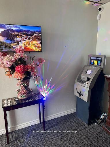 227 Bunting Rd, St. Catharines, L2M 3Y2 | Image 2