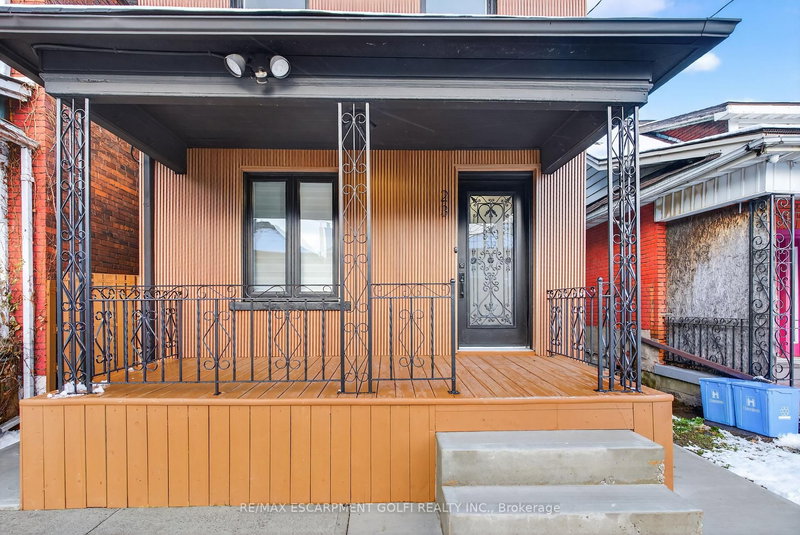 23 Edward St, Hamilton, L8L 2V2 | Image 3