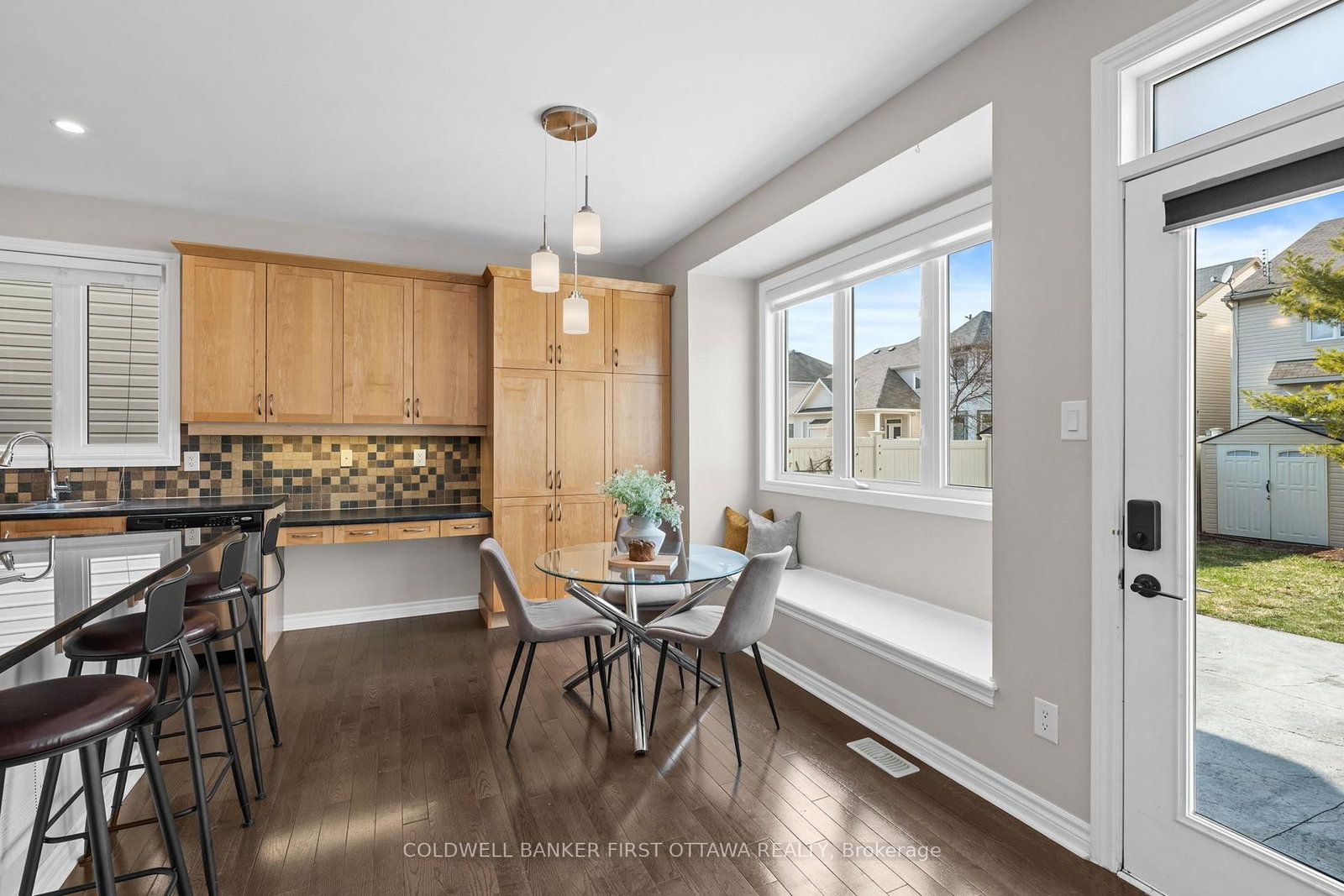Listing Image 13
