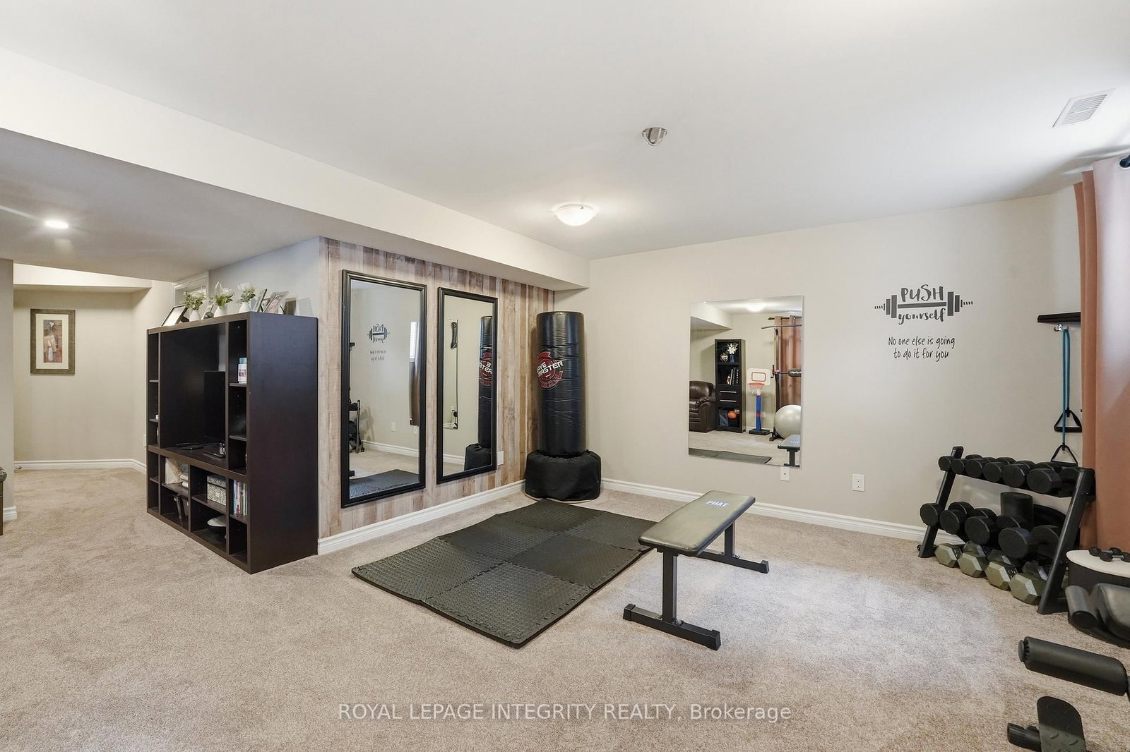 512 Vivera Place - Photo 31