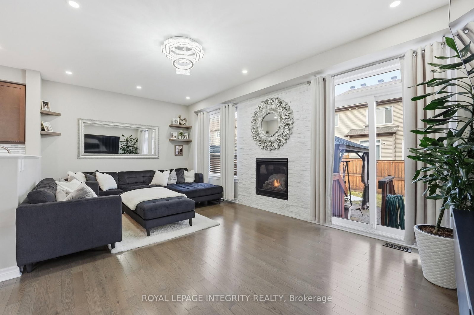 512 Vivera Place - Photo 8