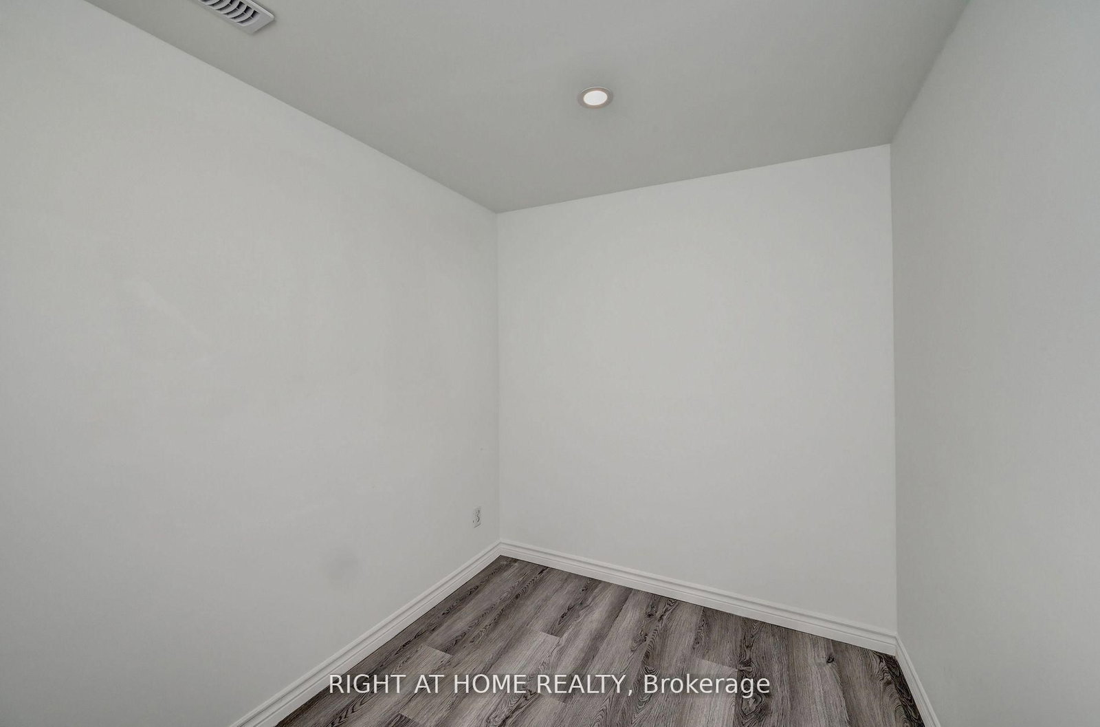 10 Monroe Street, Unit #Bsmt - Photo 10