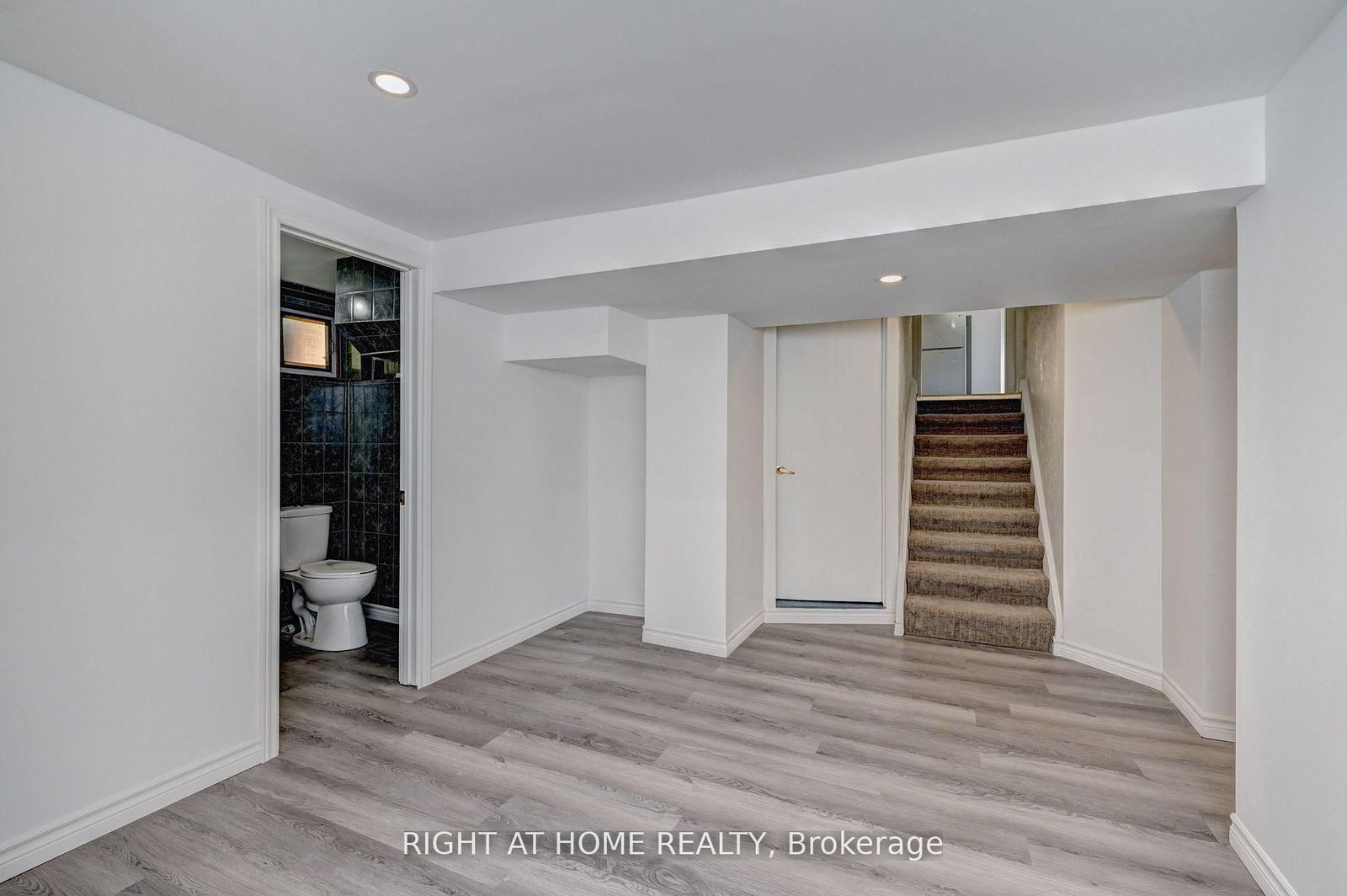 10 Monroe Street, Unit #Bsmt - Photo 15