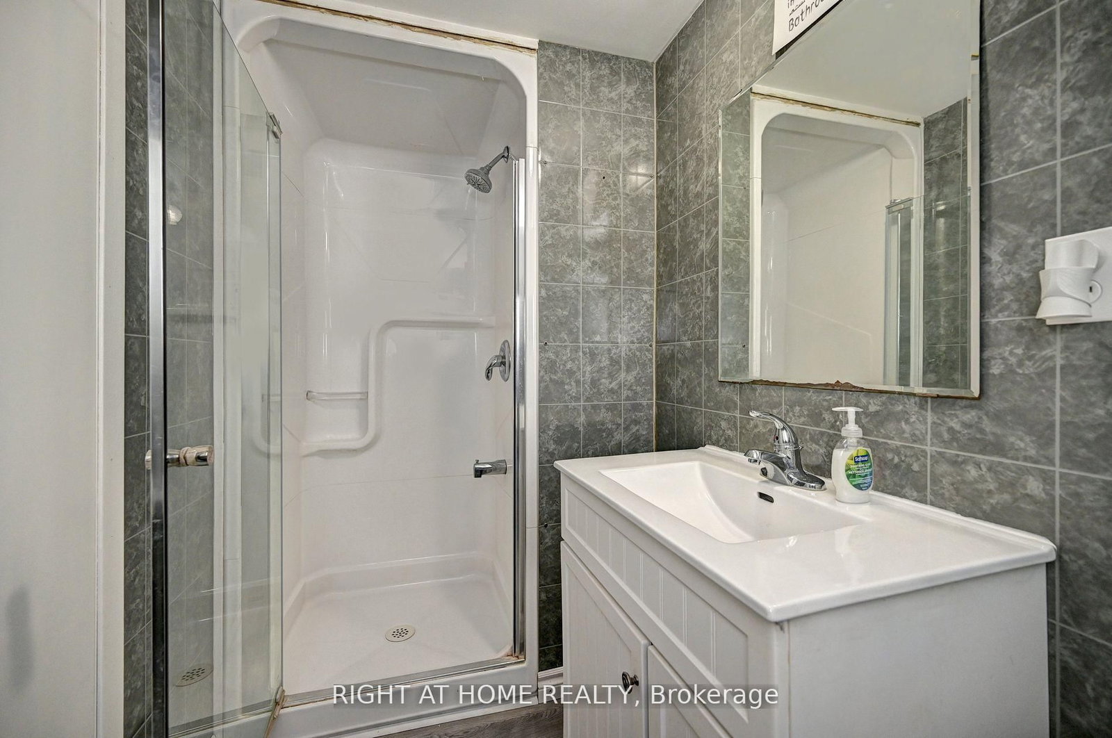 10 Monroe Street, Unit #Bsmt - Photo 7