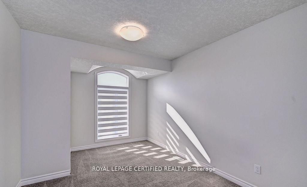 54 Pondcliffe Drive - Photo 10