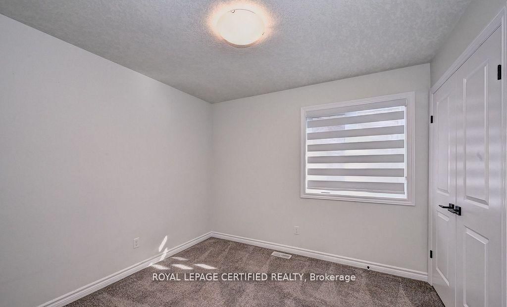 54 Pondcliffe Drive - Photo 12