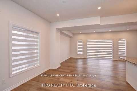 54 Pondcliffe Dr, Kitchener, N2P 2R3 | Image 3