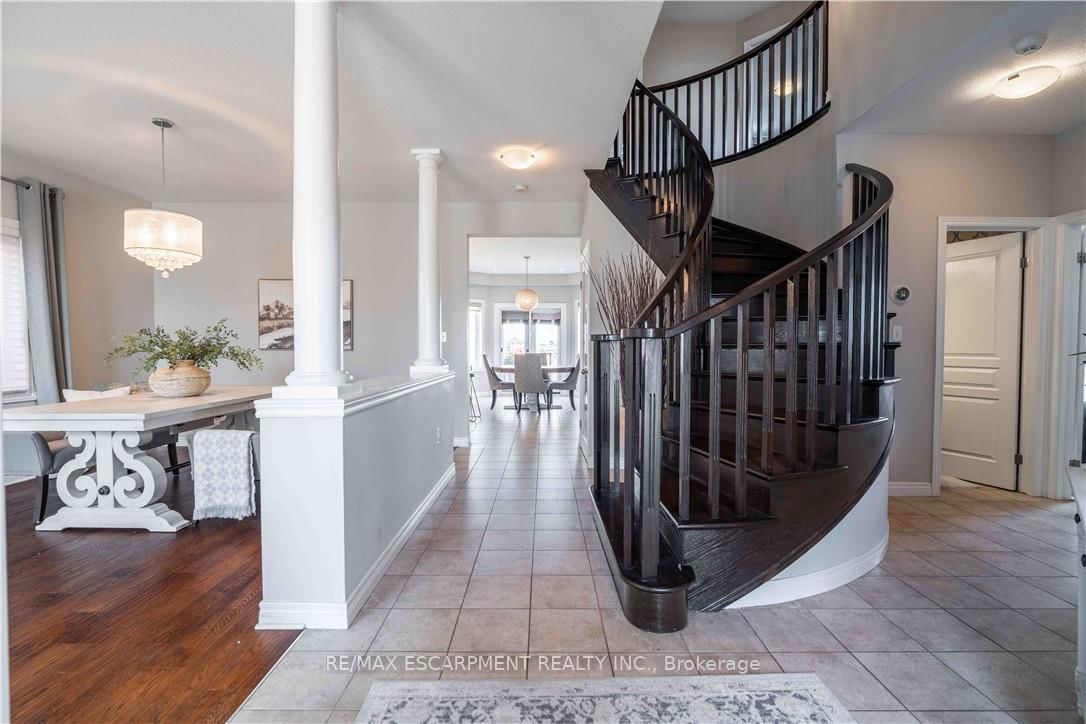 51 Showcase Drive - Photo 5