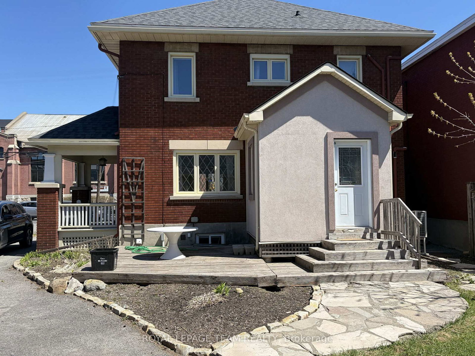 444 Parkdale Avenue - Photo 11