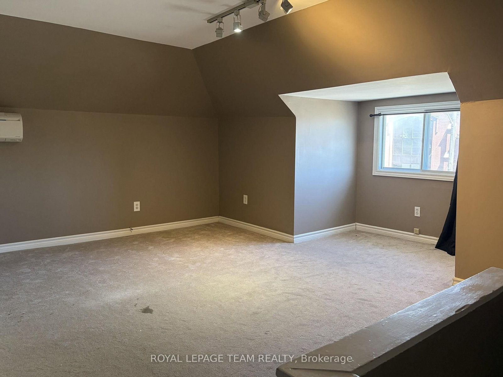 444 Parkdale Avenue - Photo 8