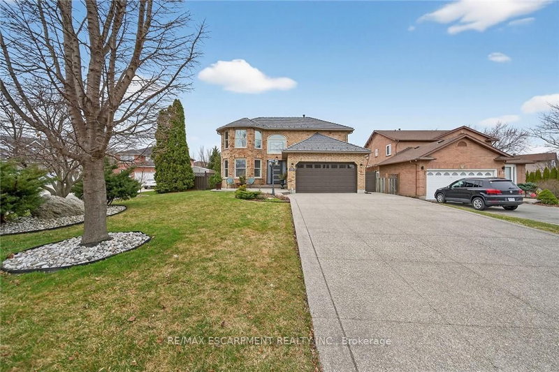 6 Regal Dr, Hamilton, L8W 2P4 | Image 2