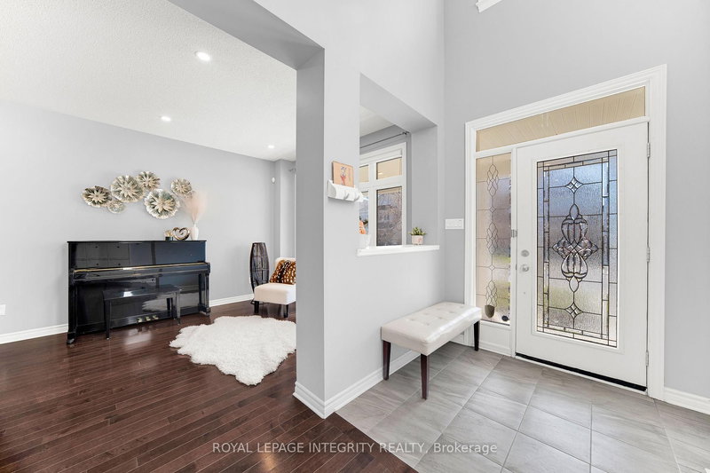 568 Egret Way, Ottawa, K2C 3H2 | Image 3