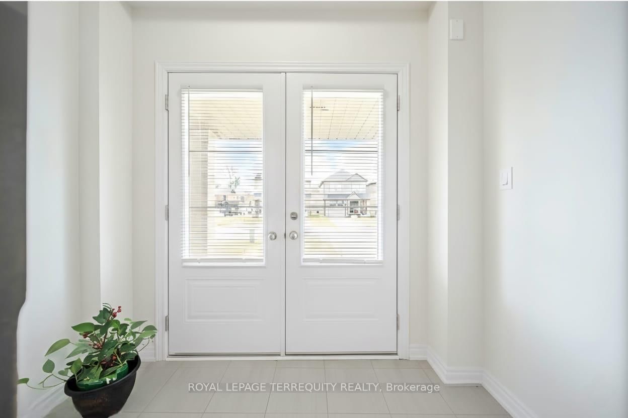 44 Cottonwood Crescent - Photo 4