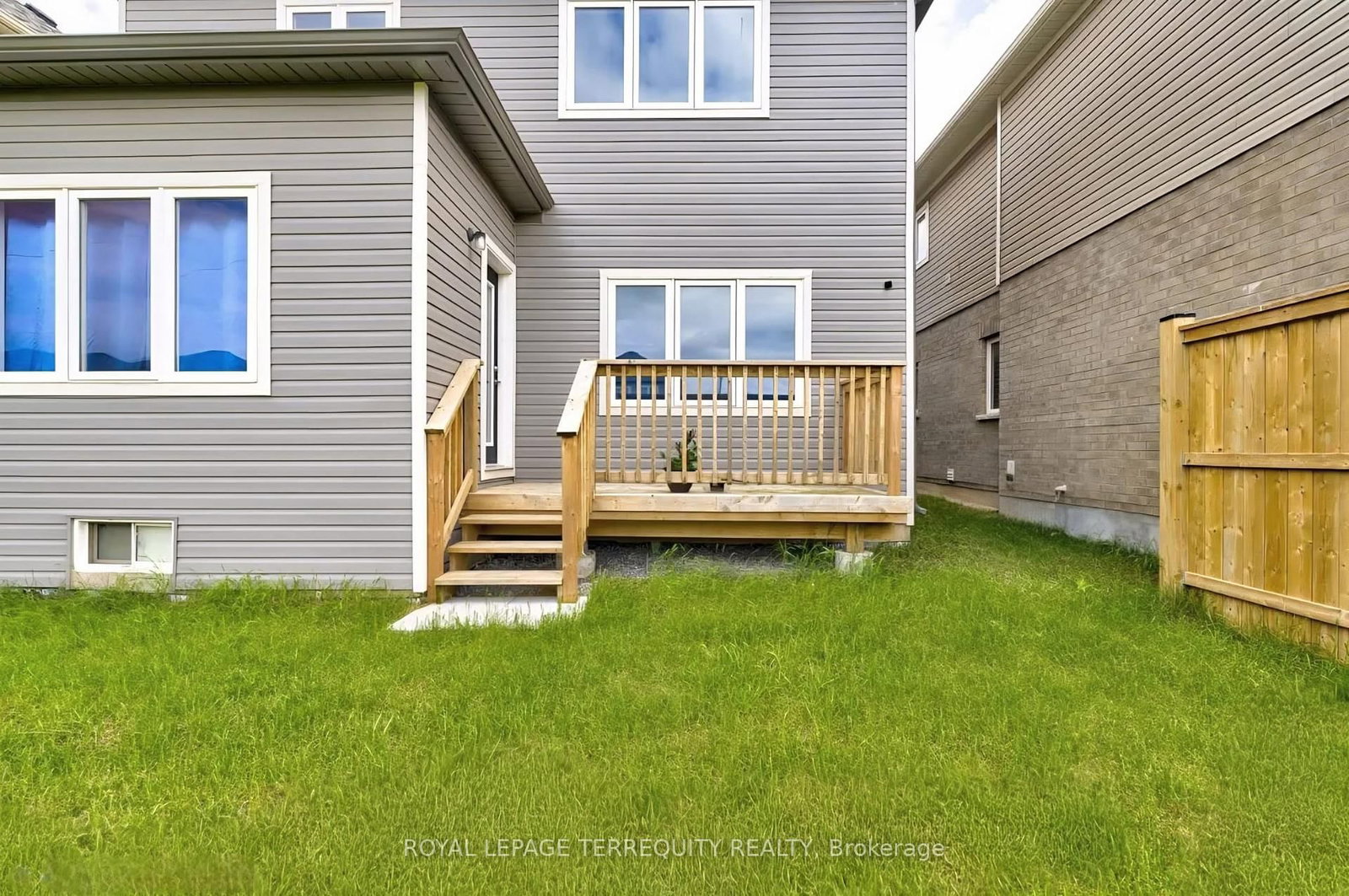 44 Cottonwood Crescent - Photo 40