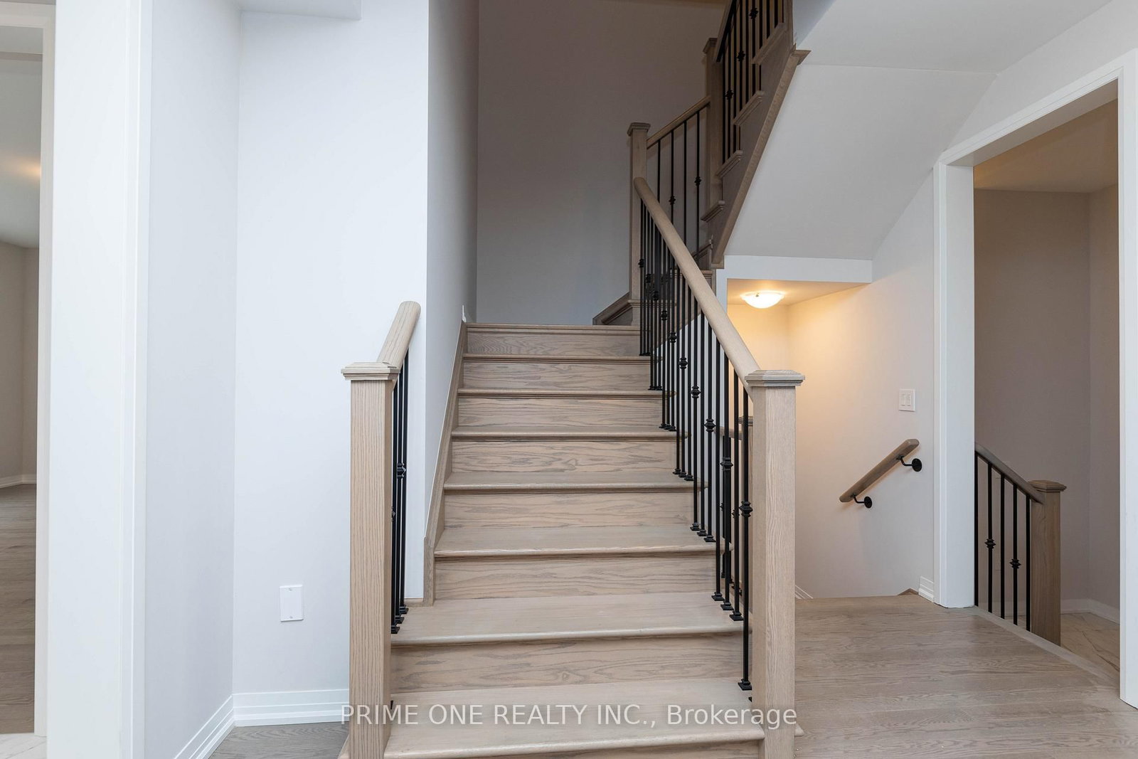 136 Blacklock Street - Photo 21