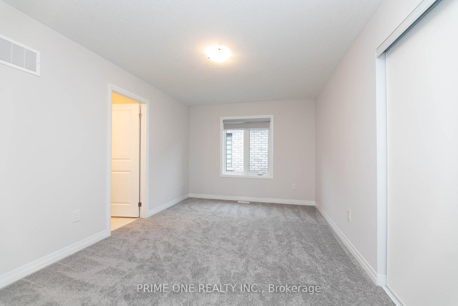 136 Blacklock Street - Photo 35