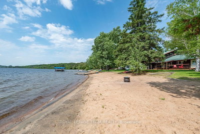 42165 Combermere Rd | Barry's Bay | Image