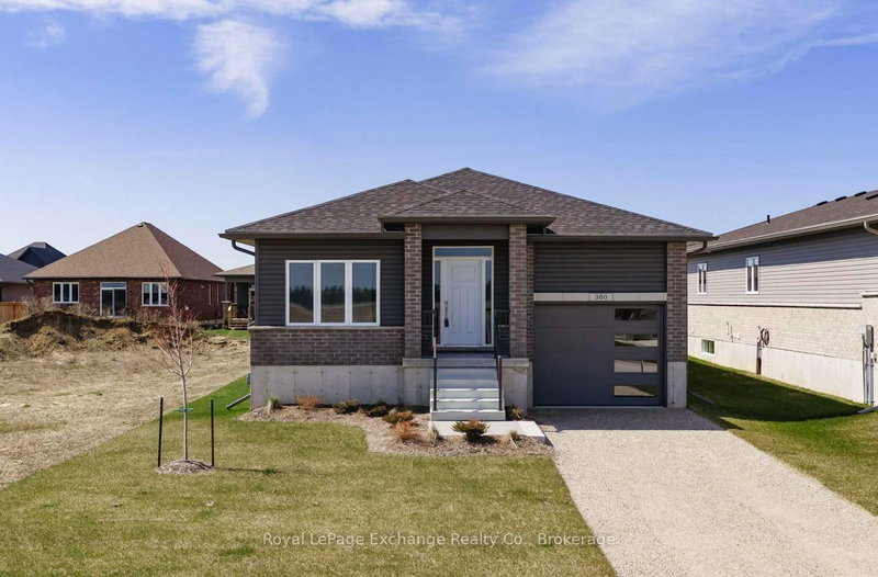 380 HAWTHORNE St, Saugeen Shores, N0H 2C3 | Image 2