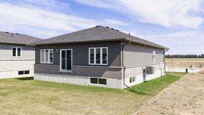 380 HAWTHORNE Street • Saugeen Shores, ON photo 3