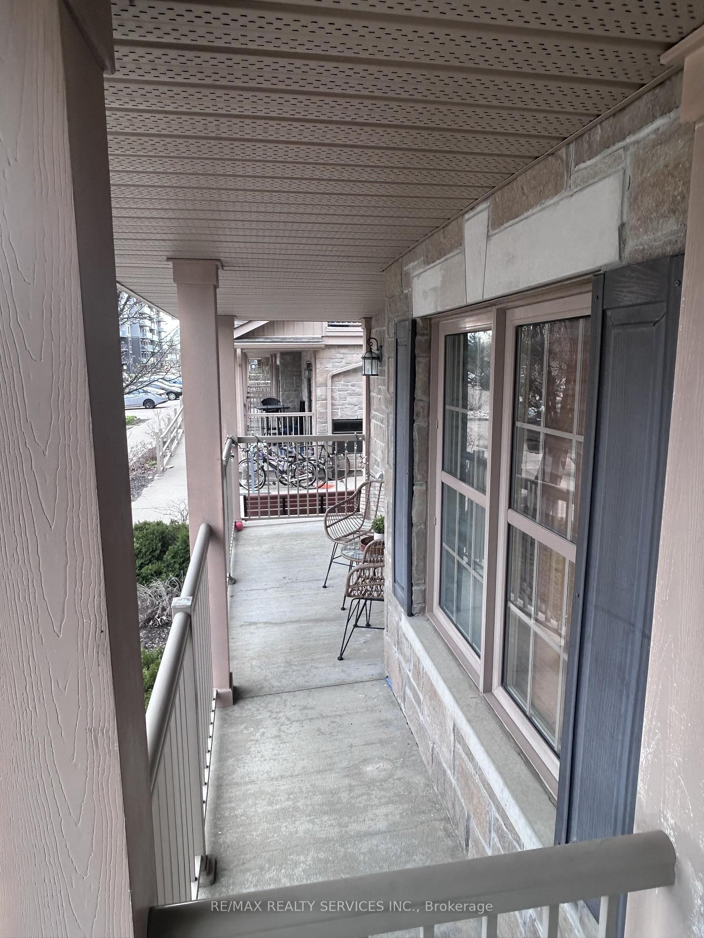 1460 Highland Road, Unit 5E - Photo 4